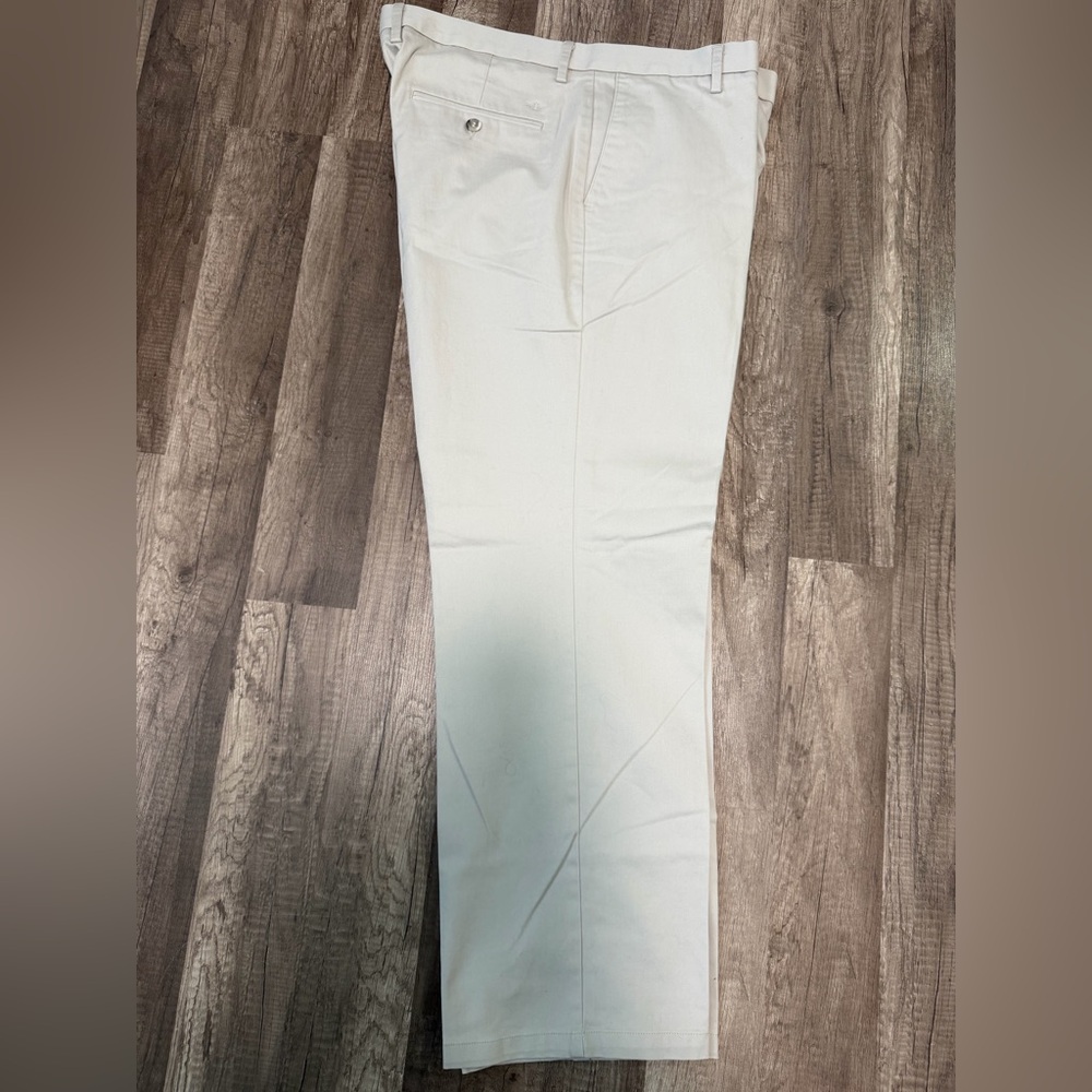 Dockers Straight Fit Khakis - Picture 4 of 4